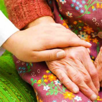 Assistenza leggera agli anziani: nuovo servizio nei condomini